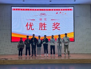 谈球吧体育