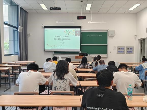谈球吧体育