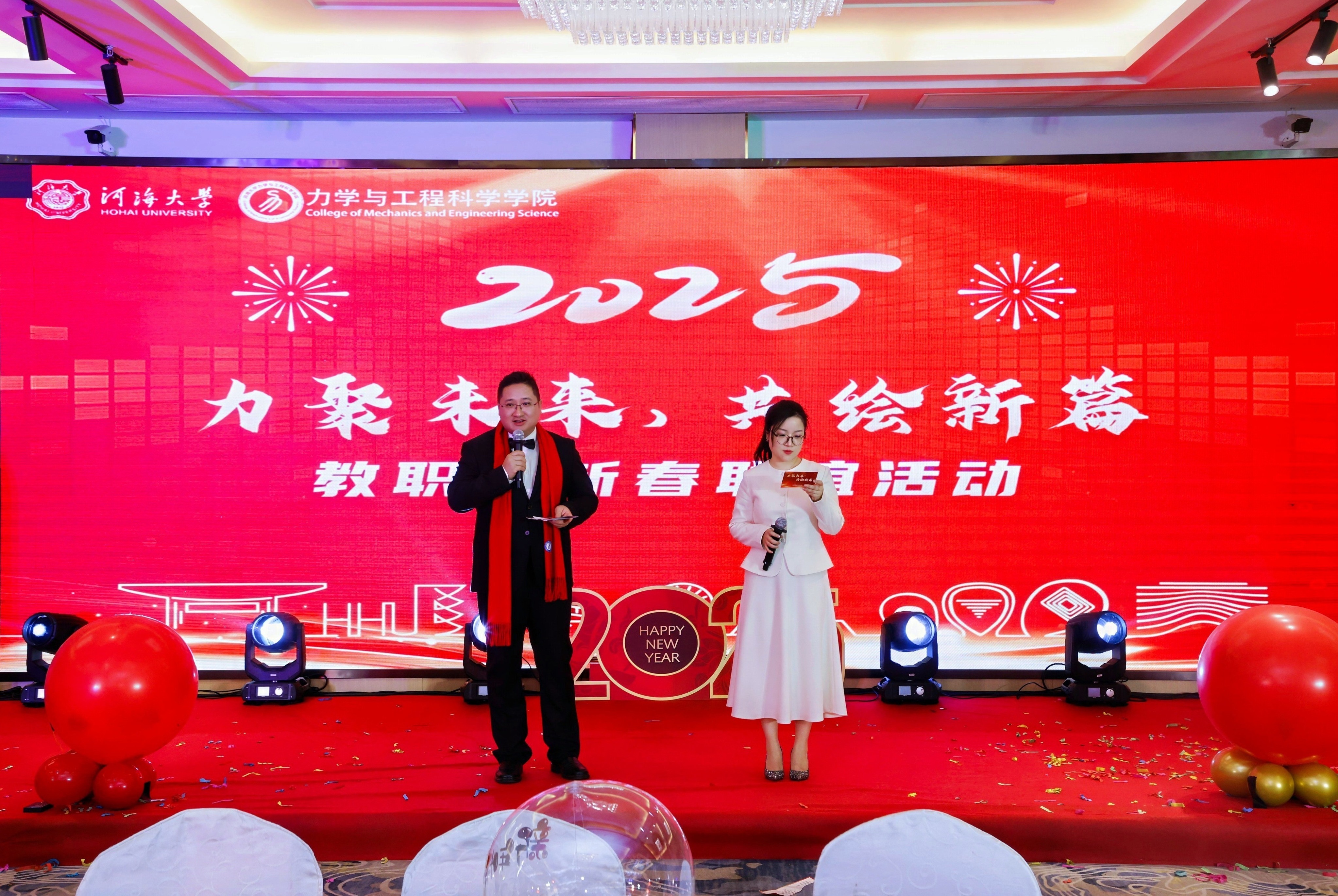 谈球吧体育